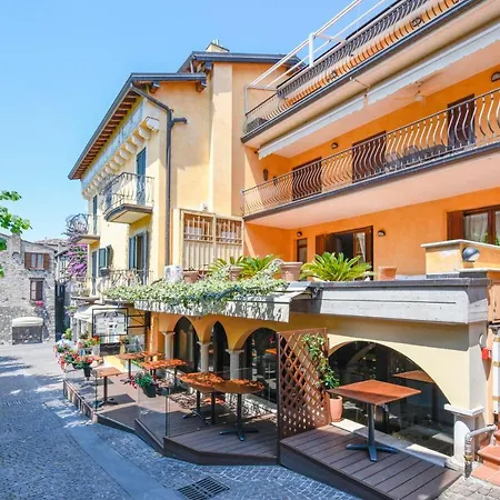 Prestige Rooms Sirmione Exterior photo